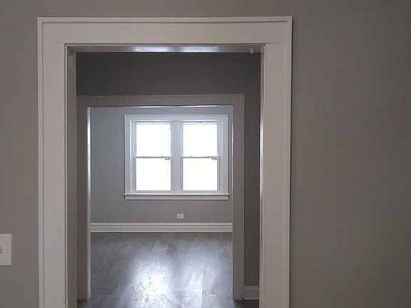 5th image of 38 N Victory St #2