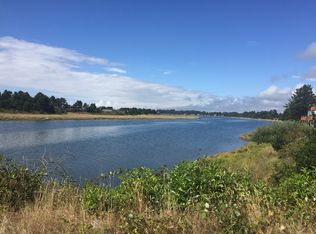 600 12th Ave, Seaside, OR 97138