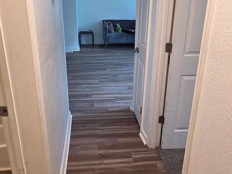 713 Nixon Dr — Photo 3