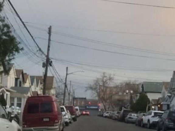 4th image of 10429 164th St