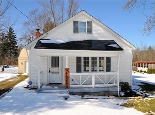 16754 Bedford St, Chagrin Falls, OH