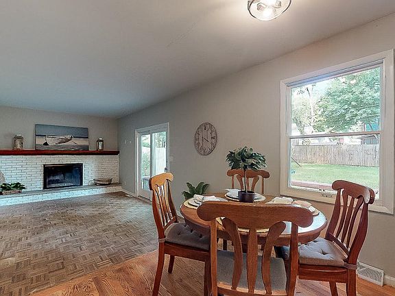 4th image of 6826 Rieber St