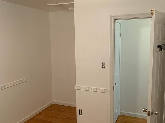 4th image of 12248 Princeton St
