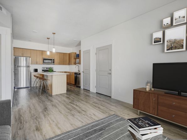Villas on Main | 1475 N Main St, Layton, UT