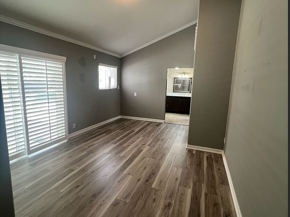 1st image of 509 Corona Ave