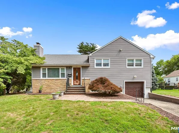 4 Lynbrook Pl, East Brunswick, NJ 08816