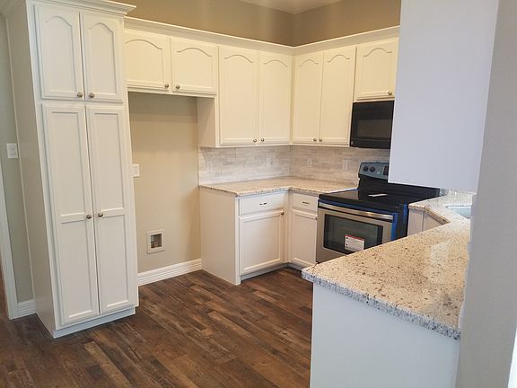 4th image of 7900 Golfhill Dr