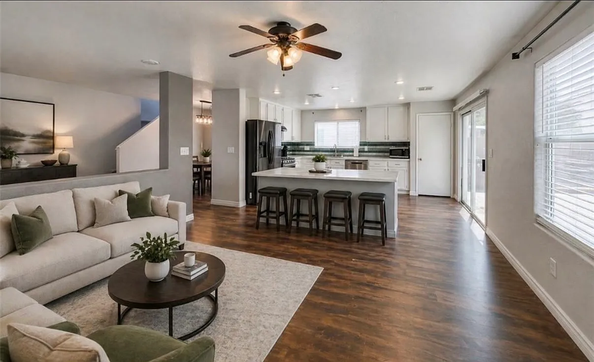 3 bed, 1733 sqft, $2,500 — Photo 2
