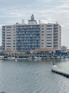 6101 Monmouth Ave APT 311, Ventnor City, NJ, 08406