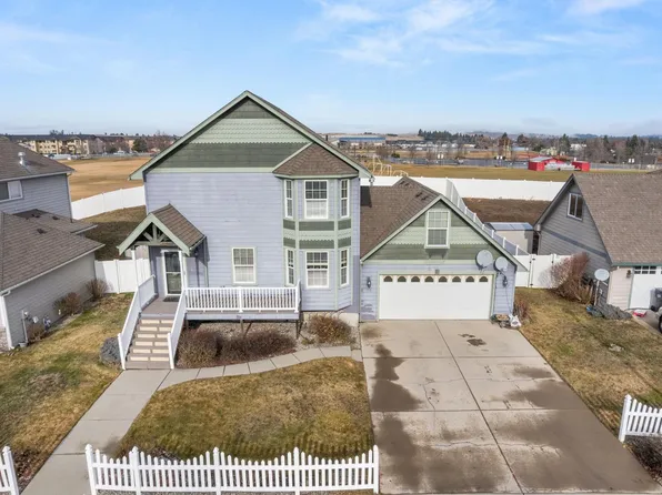 713 Golden Hills Dr, Cheney, WA 99004