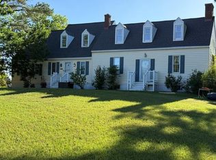 35257 Cats Point Ln, Quinby, VA 23423