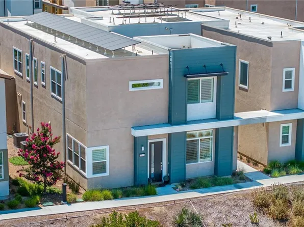 27616 Sky Mesa Pl, Valencia, CA 91381