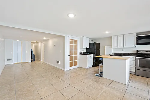 4703 Beach Dr SW Photo 1