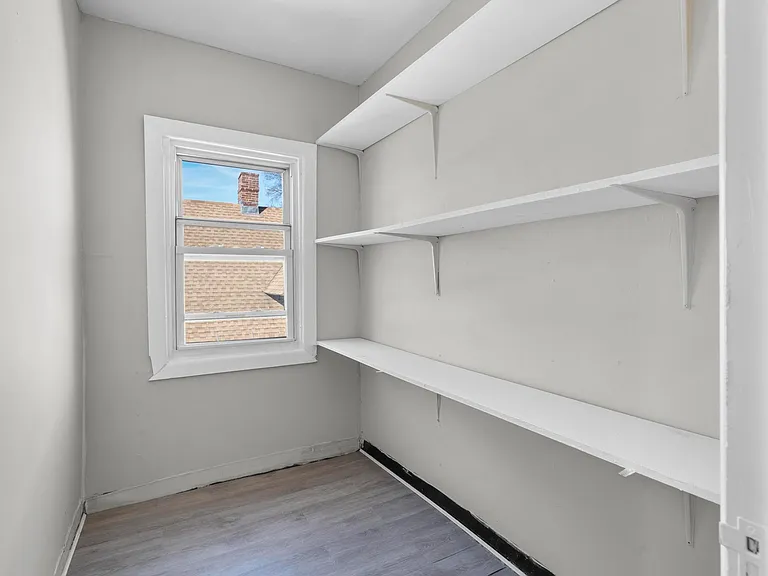 79 Hazel St #3 — Photo 15