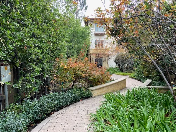 2454 Oswego St Unit 103, Pasadena, CA 91107