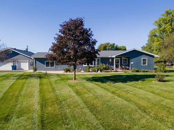 603 Allen Dr, Sweetser, IN 46987