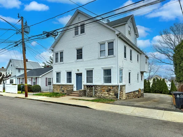 86 Avery St #1, Stamford, CT 06902