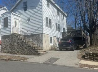 7 Lawrence St, Haverhill, MA 01830