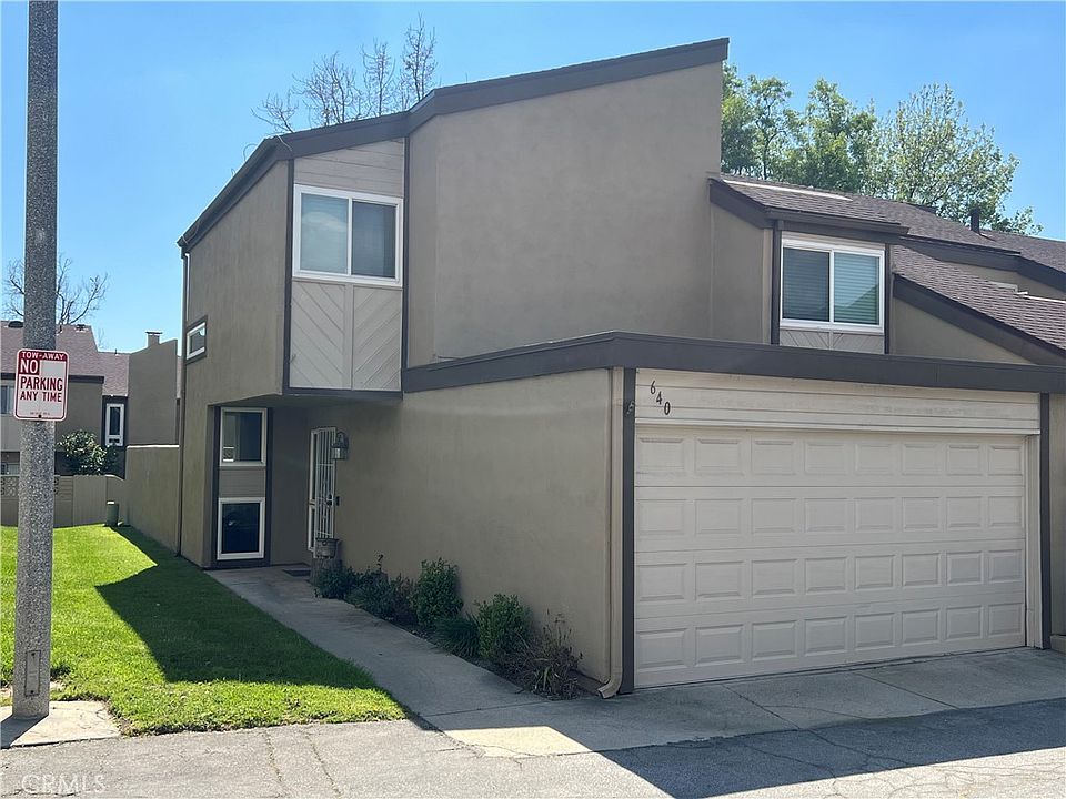 1st image of 640 Parkwood Ln