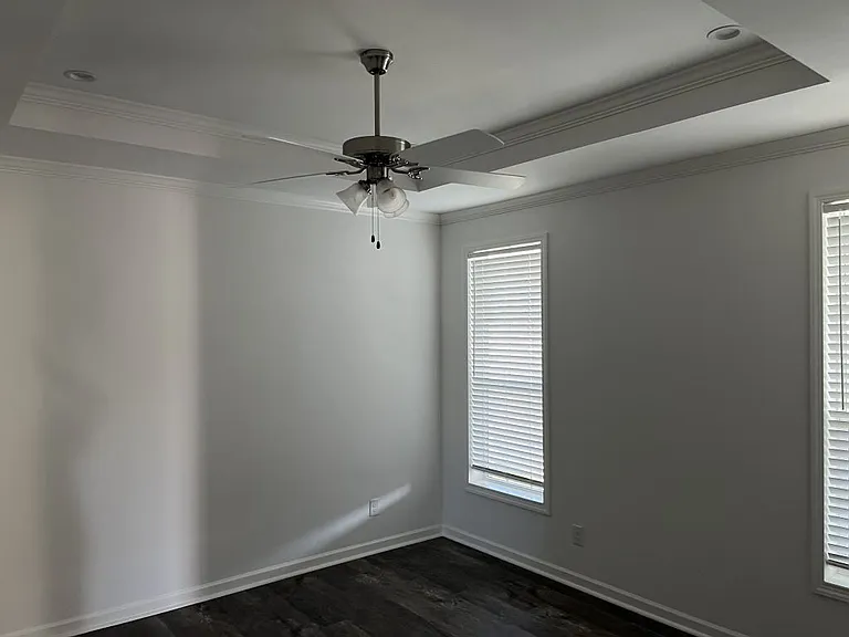 24300 Airport Rd #111 — Photo 14