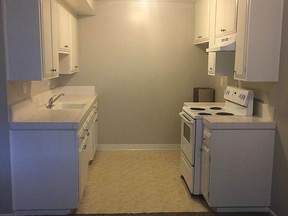 5th image of 255 Kennebec Ave APT 12