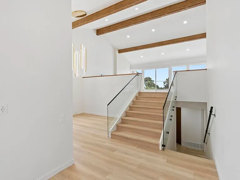 2143 Caminito San Martin — Photo 7