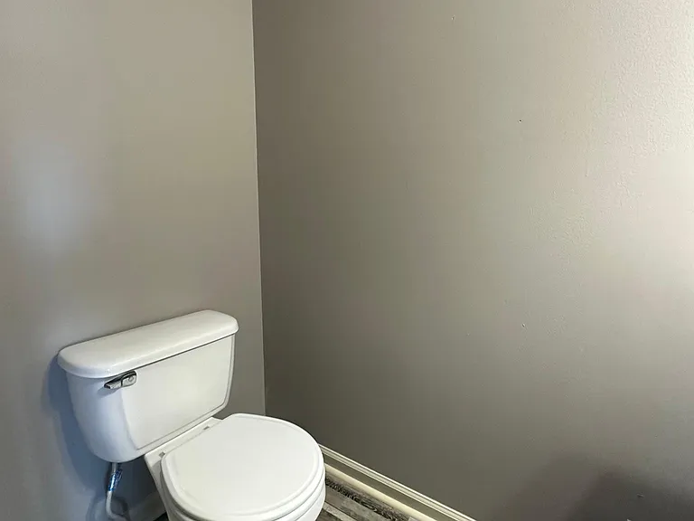 801 Golfview Pl #A — Photo 5