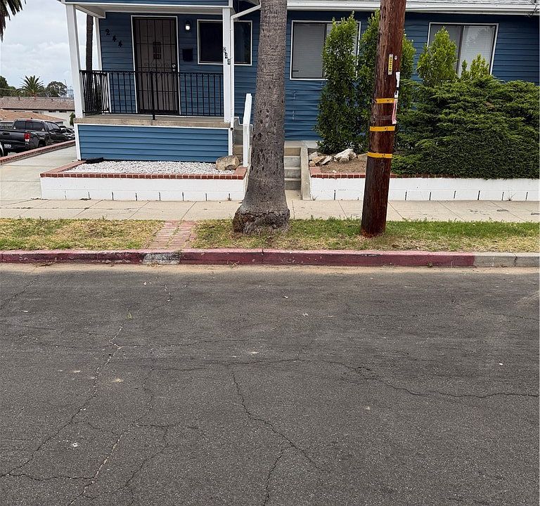 1st image of 240 N Meyler St