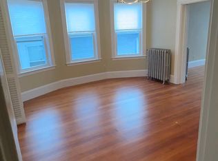 759 Boylston St #3, Chestnut Hill, MA 02467