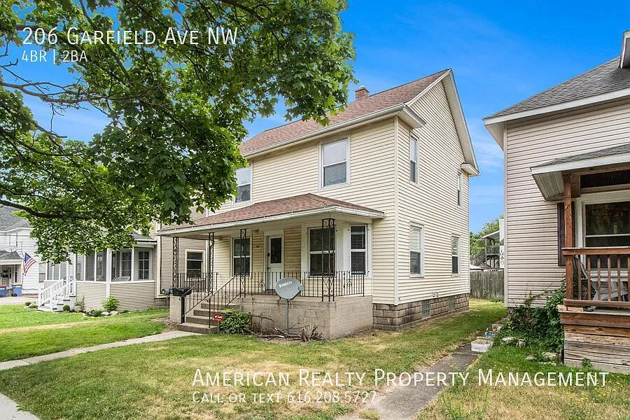 4 bed, 1651 sqft, $2,500 — Photo 1