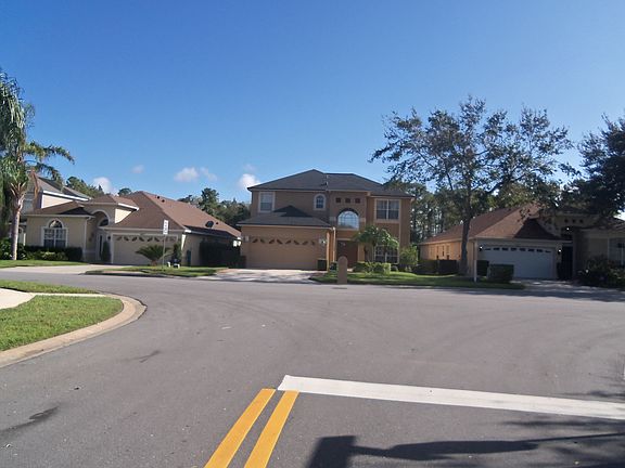 3rd image of 3683 Foxcroft Cir