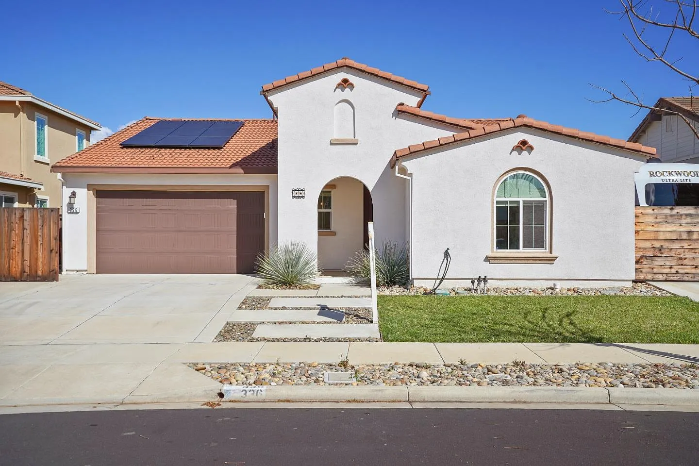 336 Wilmington Ct photo 1