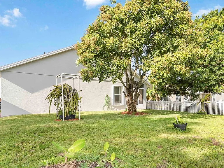 11055 Rouse Run Cir — Photo 25