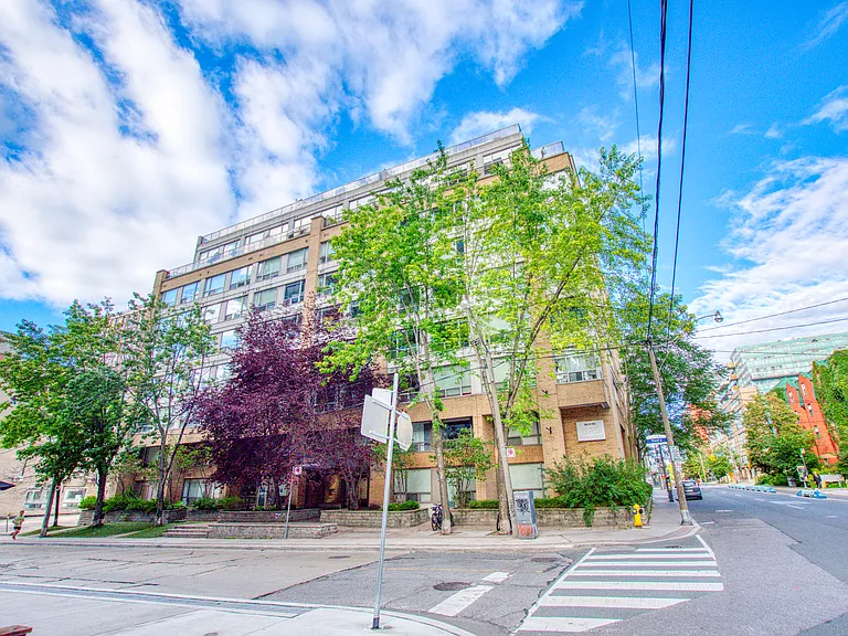 525 Richmond Street — Photo 22