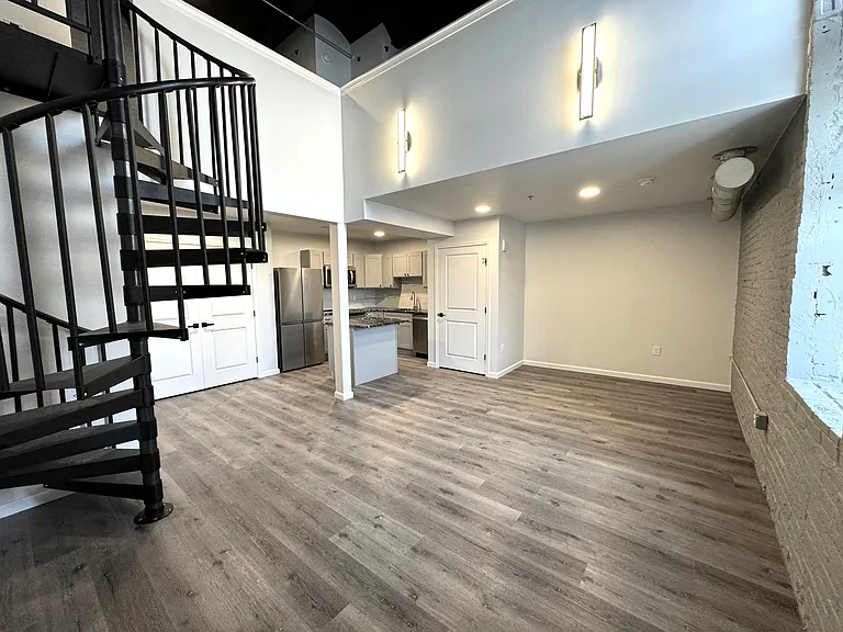 810 Monocacy St #207 — Photo 15