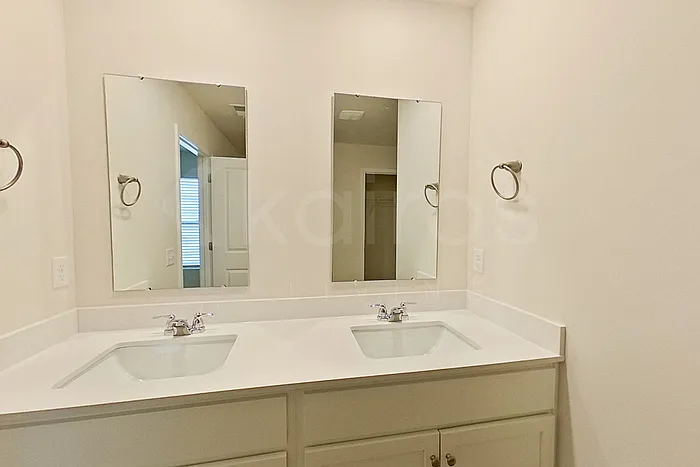 121 Overstreet Way — Photo 14