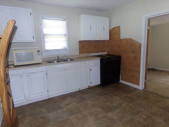 5th image of 316 Cunningham St