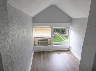 4620 Clay St APT C, Houston, TX 77023