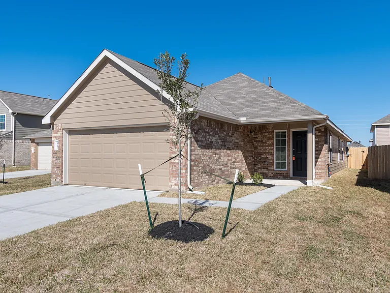 24442 Bella Carolina Ct — Photo 5