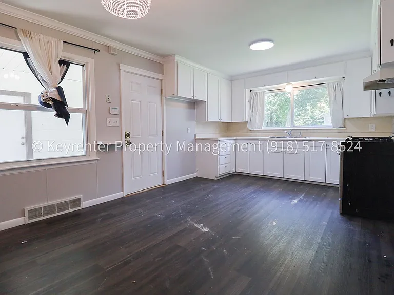 9344 E 3rd Pl — Photo 12