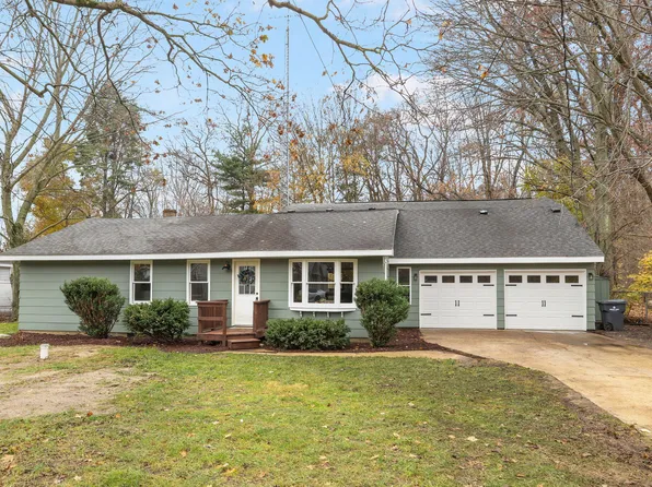 91760 Pitcher Dr, Benton Harbor, MI 49022