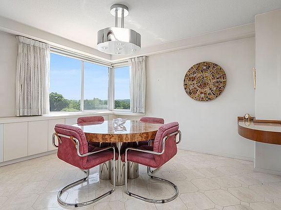 4th image of 3333 Henry Hudson Pkwy APT 6E