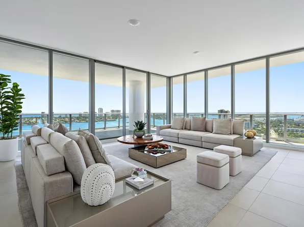 220 Lake Shore Drive #2212, Lake Park, FL 33403