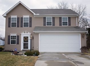 1327 Golden Eagle Dr, Troy, OH 45373