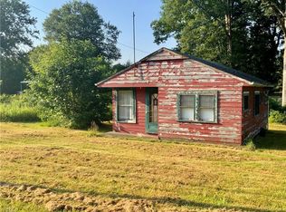 2060 Hilltop Dr SW, Carrollton, OH 44615