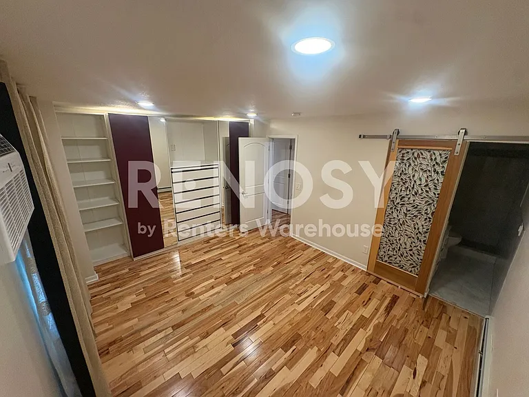 4201 Lakeside Ave N #111 — Photo 11