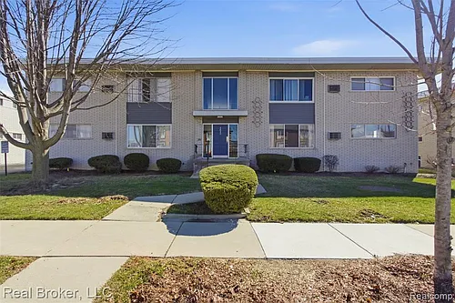 4840 Briarwood Ave #2 Photo 1