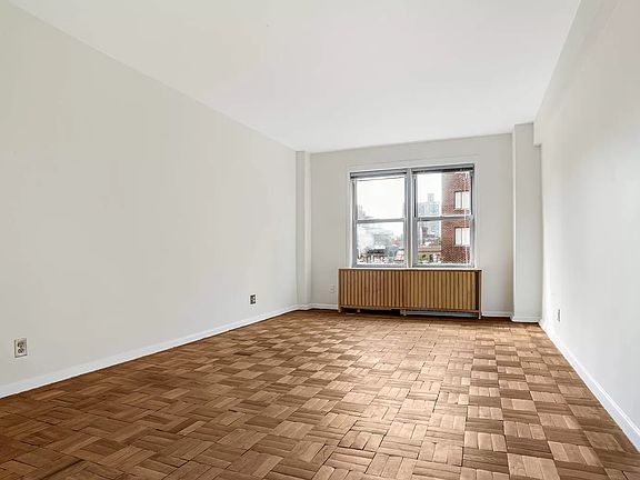 4th image of 515 E 85th St APT 8C