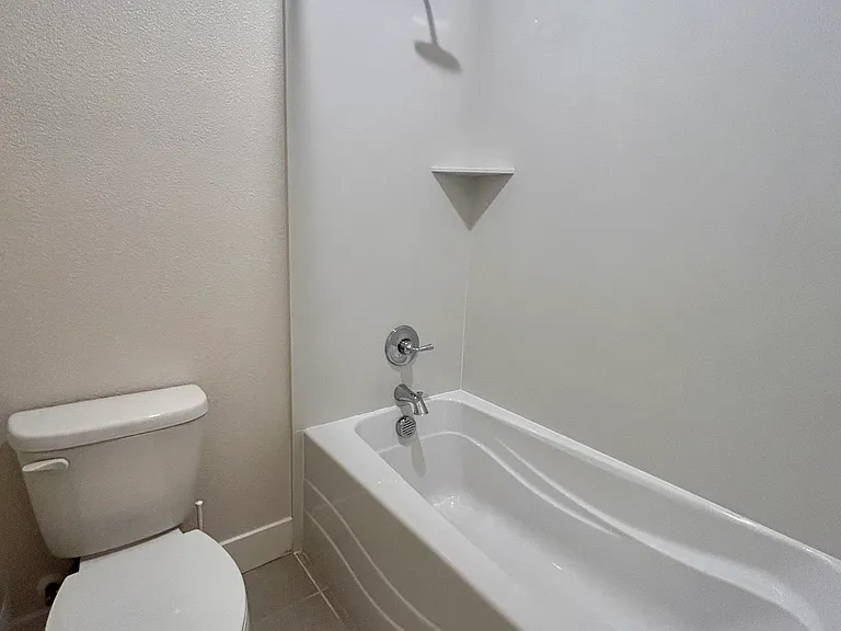 7015 Talmage Ct — Photo 30