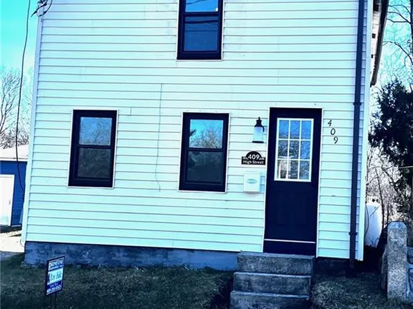 409 High St, South Kingstown, RI 02879